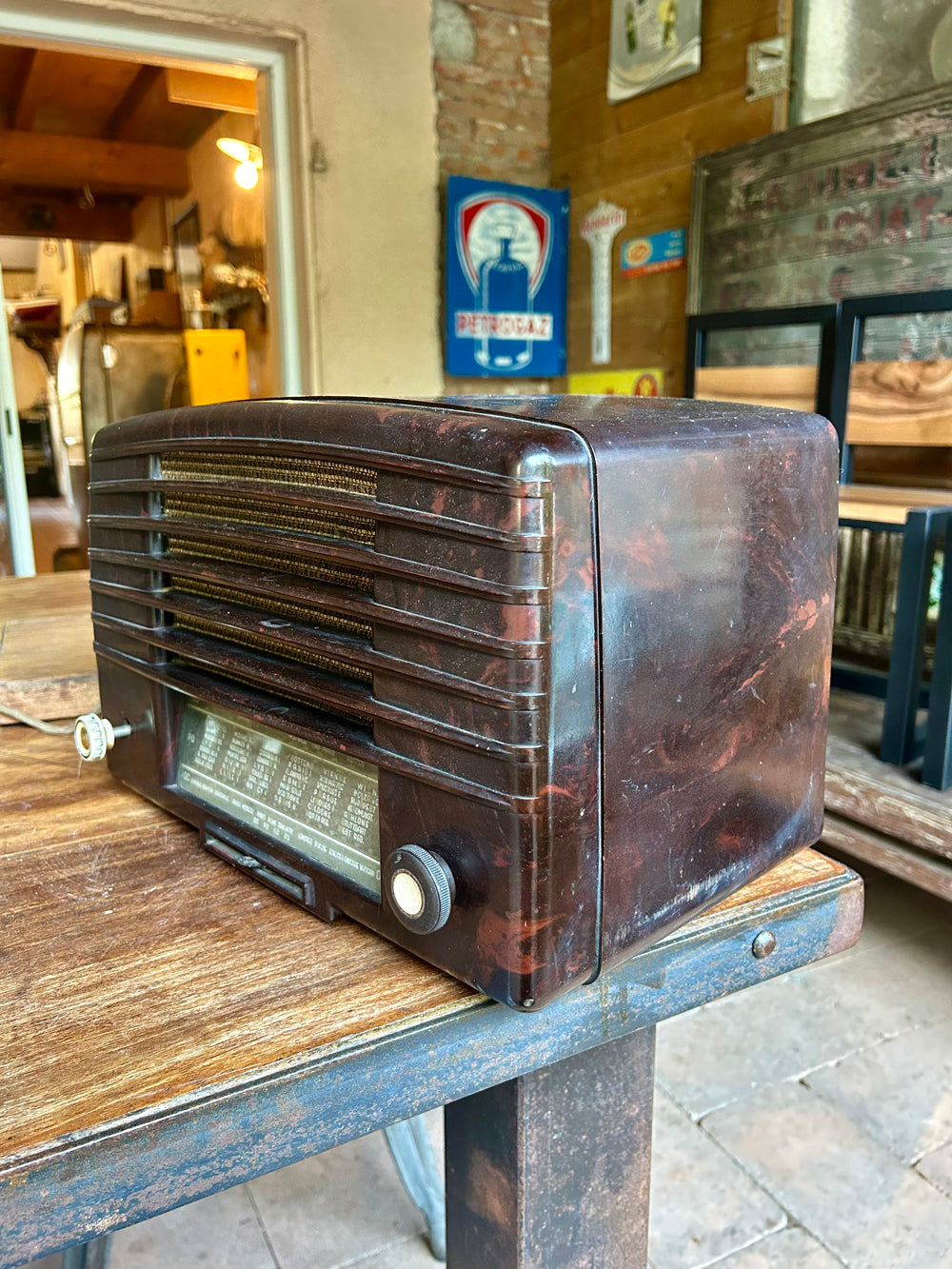 Poste radio TSF bakelite 1950 Réf 4477