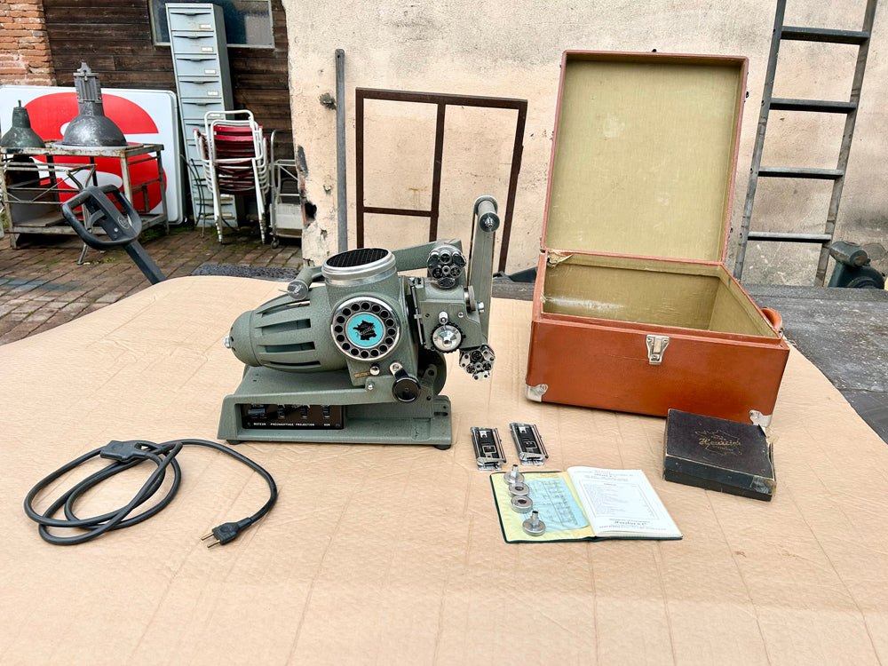 Projecteur cinéma " Heurtier " Serie 53 / 1956. réf 4423