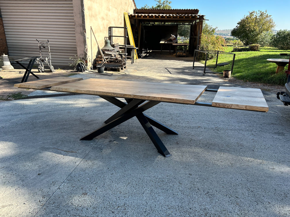 Table design industrielle avec rallonge Réf 4045 Prix de base : 1400