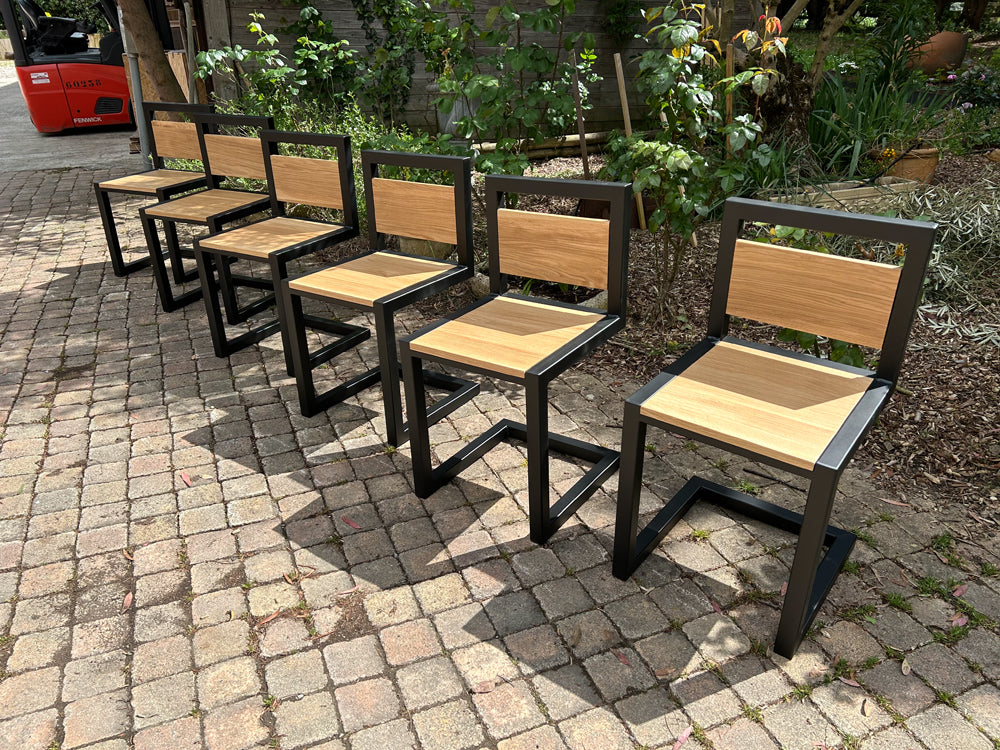 Chaise design métal & bois Réf 4246 Prix de base : 140€