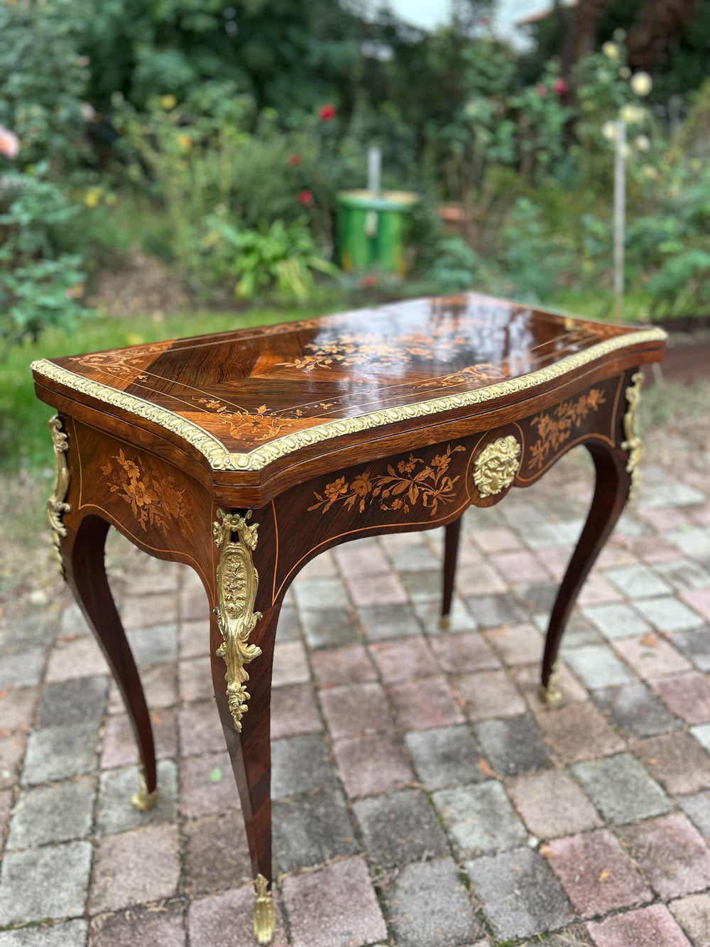 Meuble ancien restauré