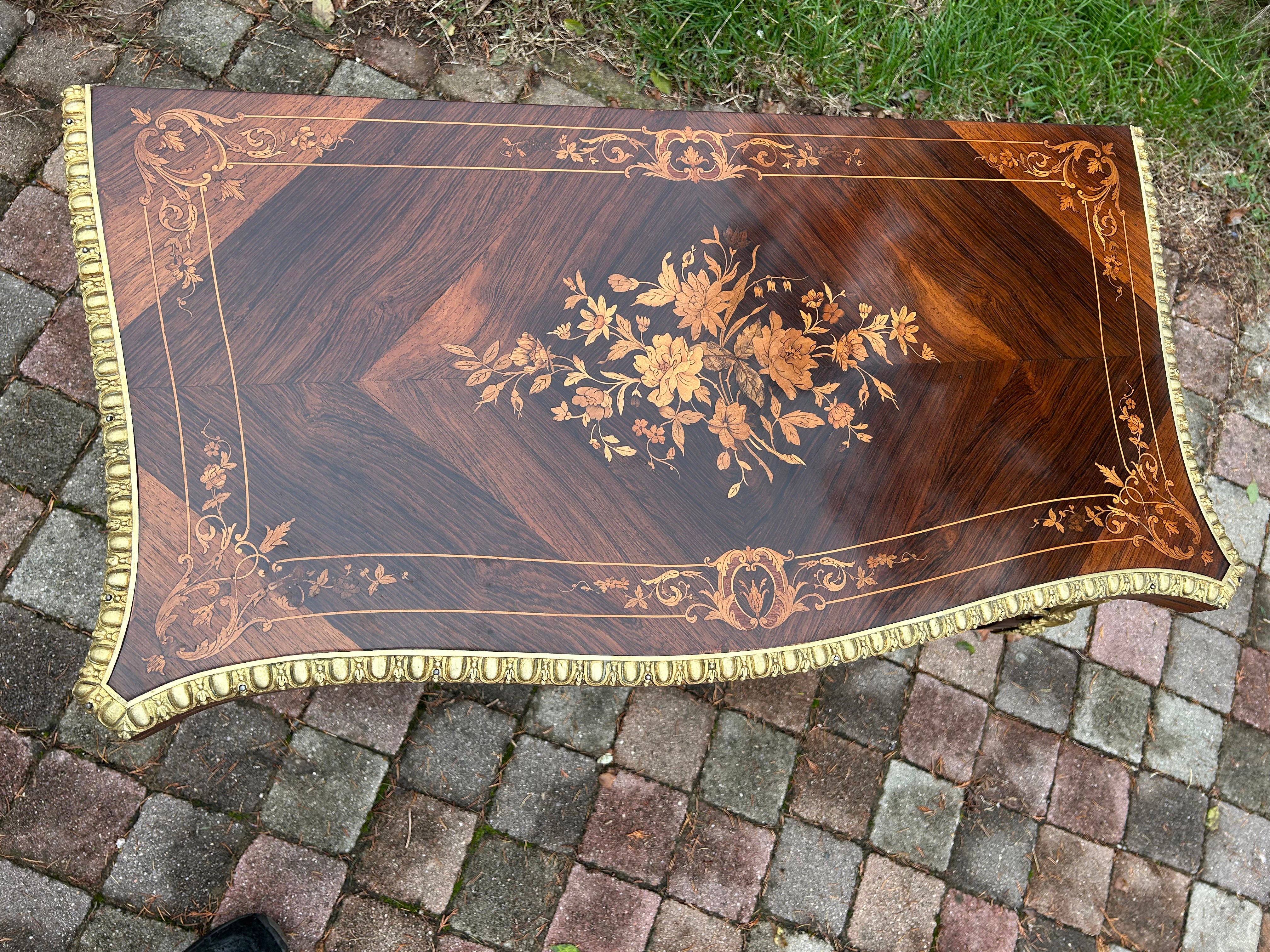 Thomas notre restaurateur de mobilier qualifié