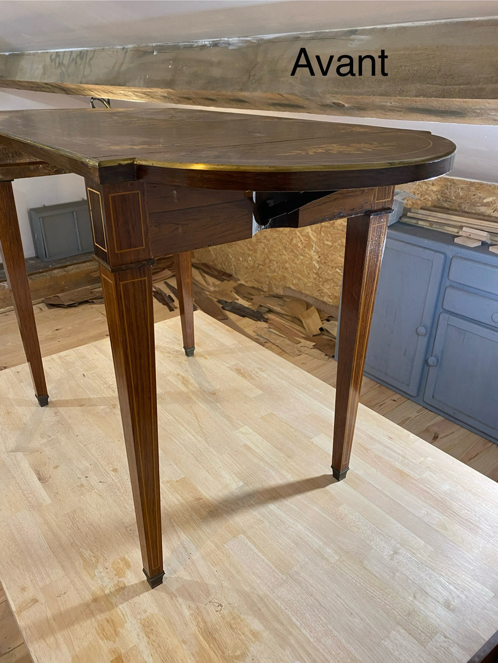 Table à Oreille 19ème Style Louis XVI Acajou Marqueterie