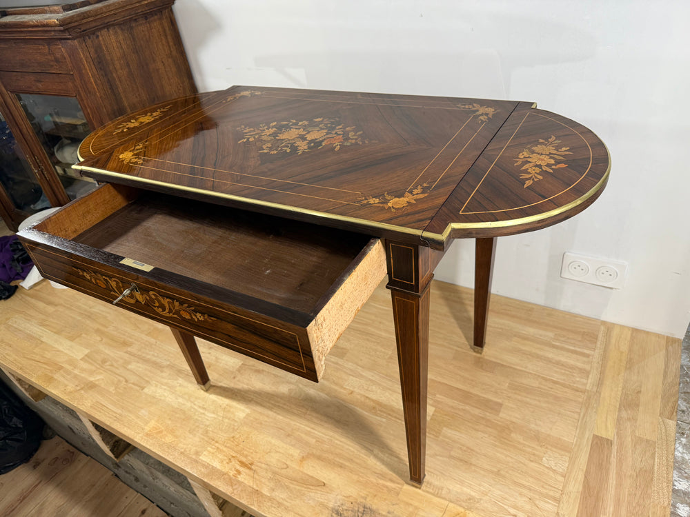 Table à Oreille 19ème Style Louis XVI Acajou Marqueterie