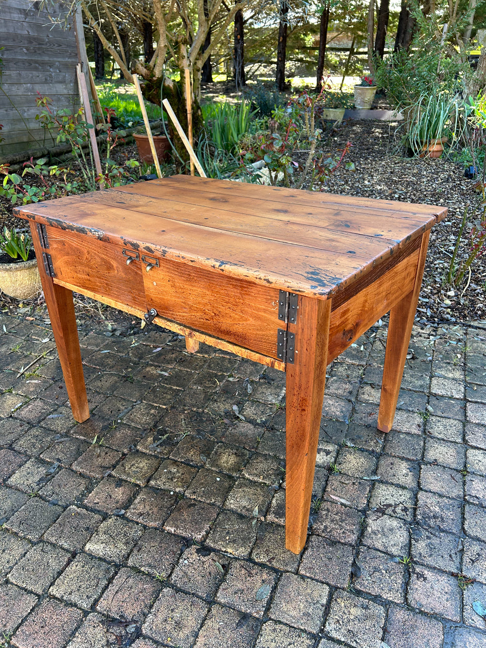Table d'atelier 2 portes époque 1900 Réf 4232