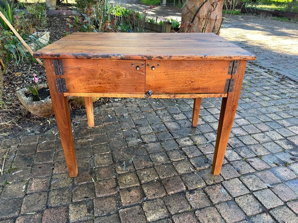 Table d'atelier 2 portes époque 1900 Réf 4232