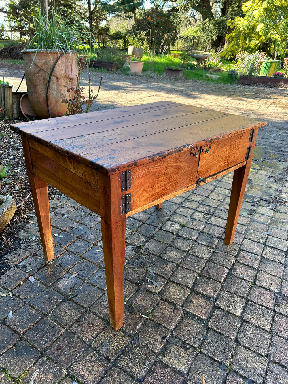 Table d'atelier 2 portes époque 1900 Réf 4232