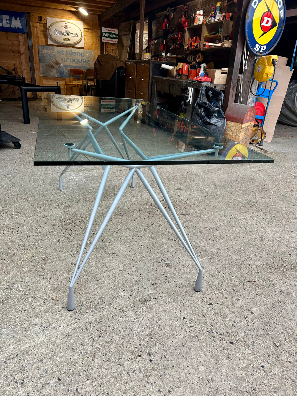 Table design plateau verre Réf 4429