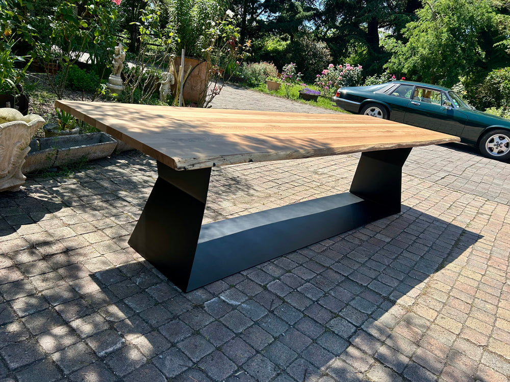 Table design sur mesure piètement "Aigle de mouette" Réf 4479 prix de base 3500€