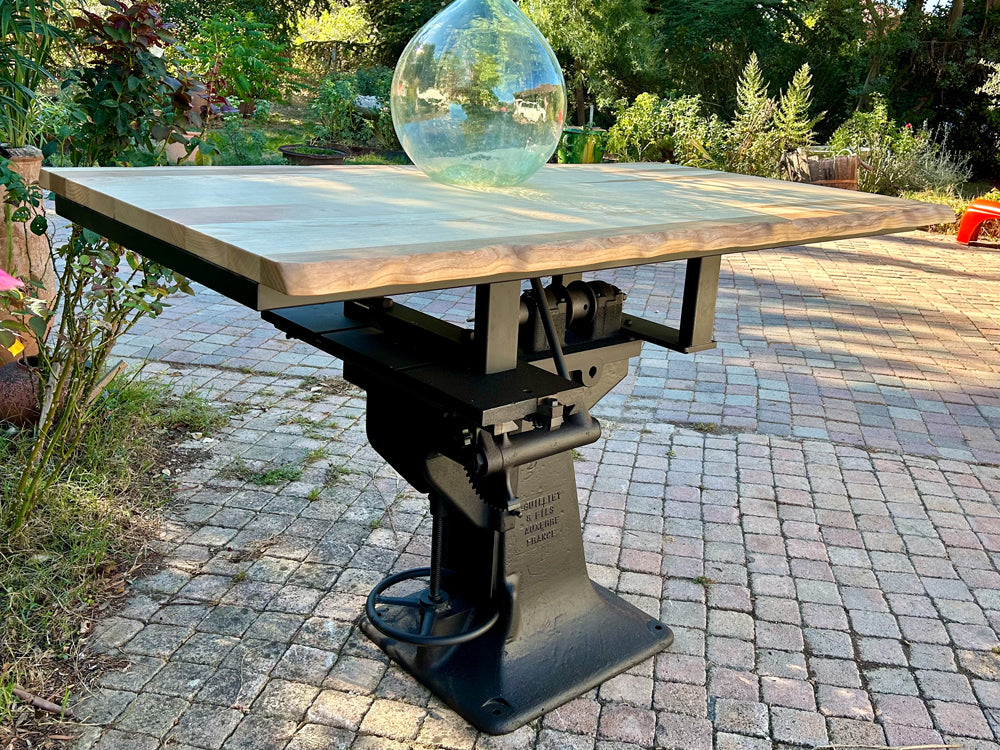 Table industriel piétement fonte réf 4109