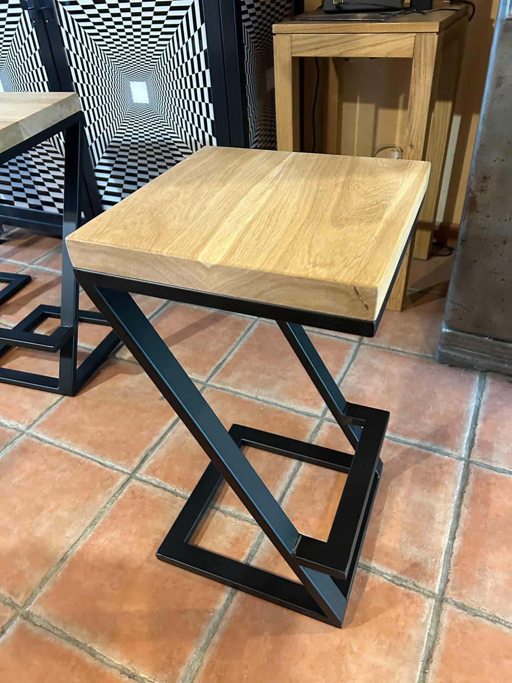 Tabouret bar design industriel Réf 4247 Prix de base : 130€