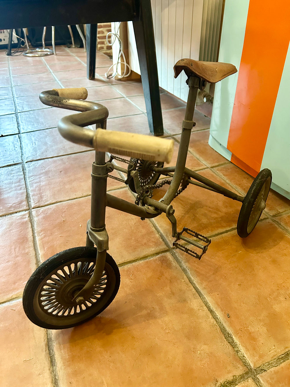 Tricycle jouet ancien époque 1950/60 Réf 4465