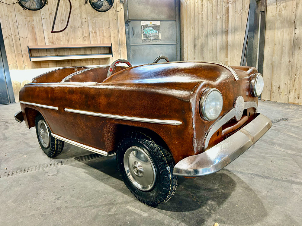 Voiture de manège métal 1950/60 Réf 4416