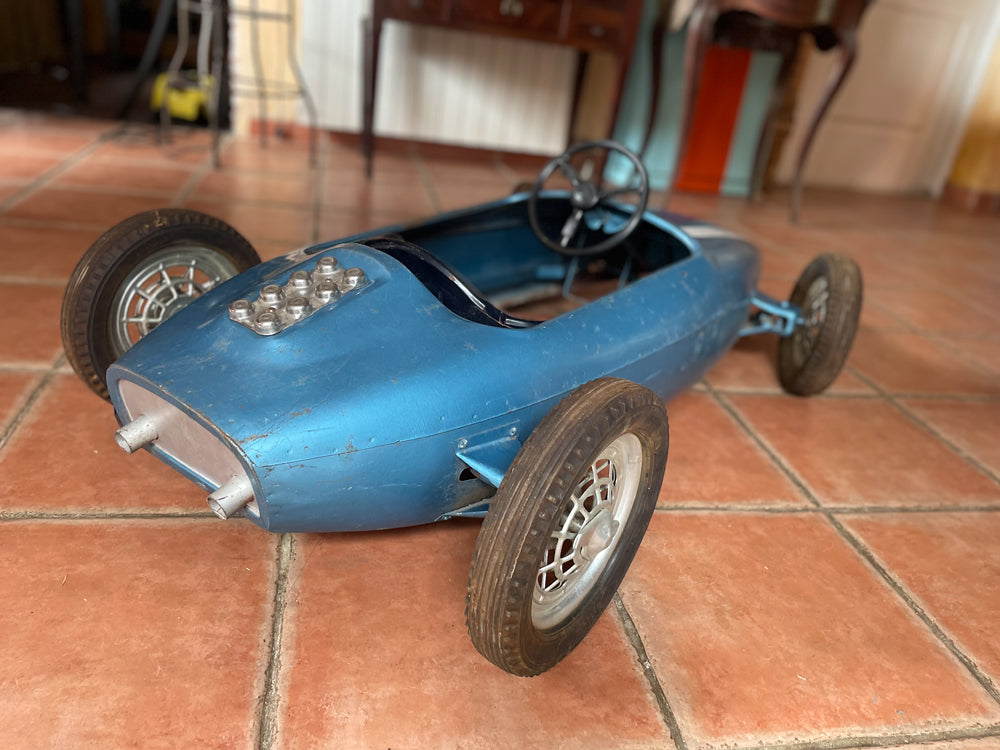 Voiture à pedale Morellet & Guerineau réf 4036