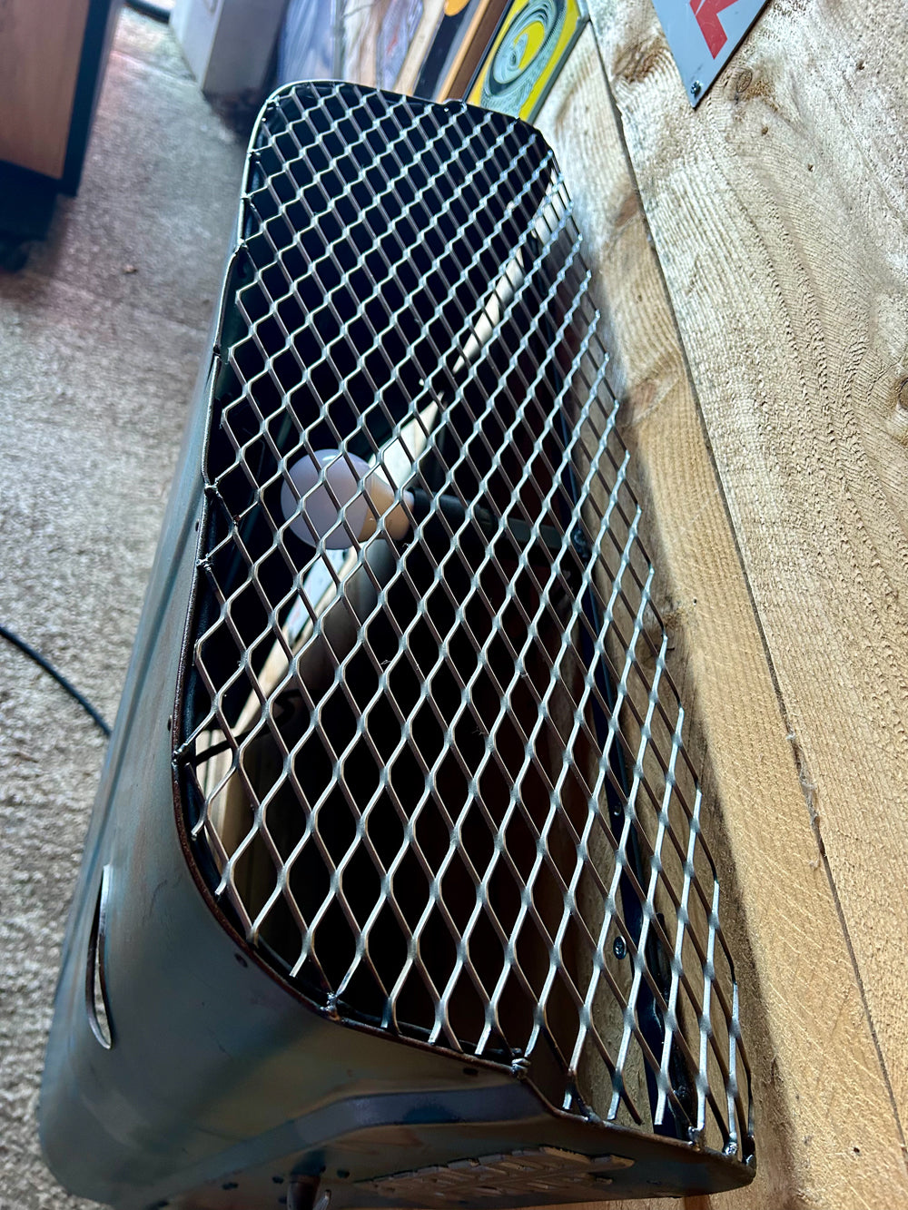 Applique lumineuse Capot tracteur Fordson Réf 4284