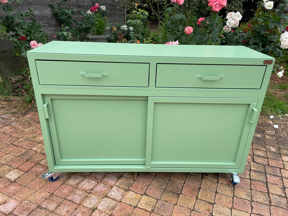 Buffet extérieur tout métal Réf 4069 prix de base : 2100€