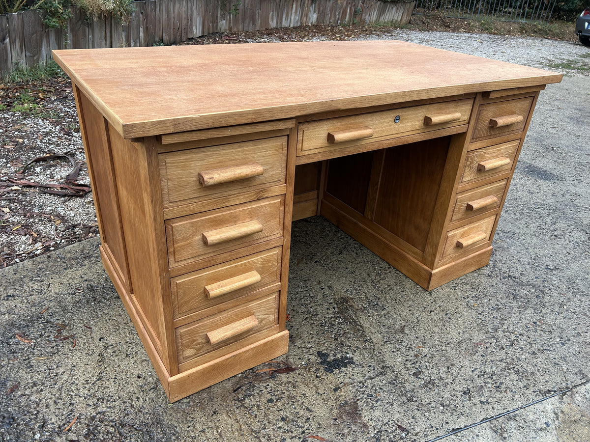 meuble de metier ancien