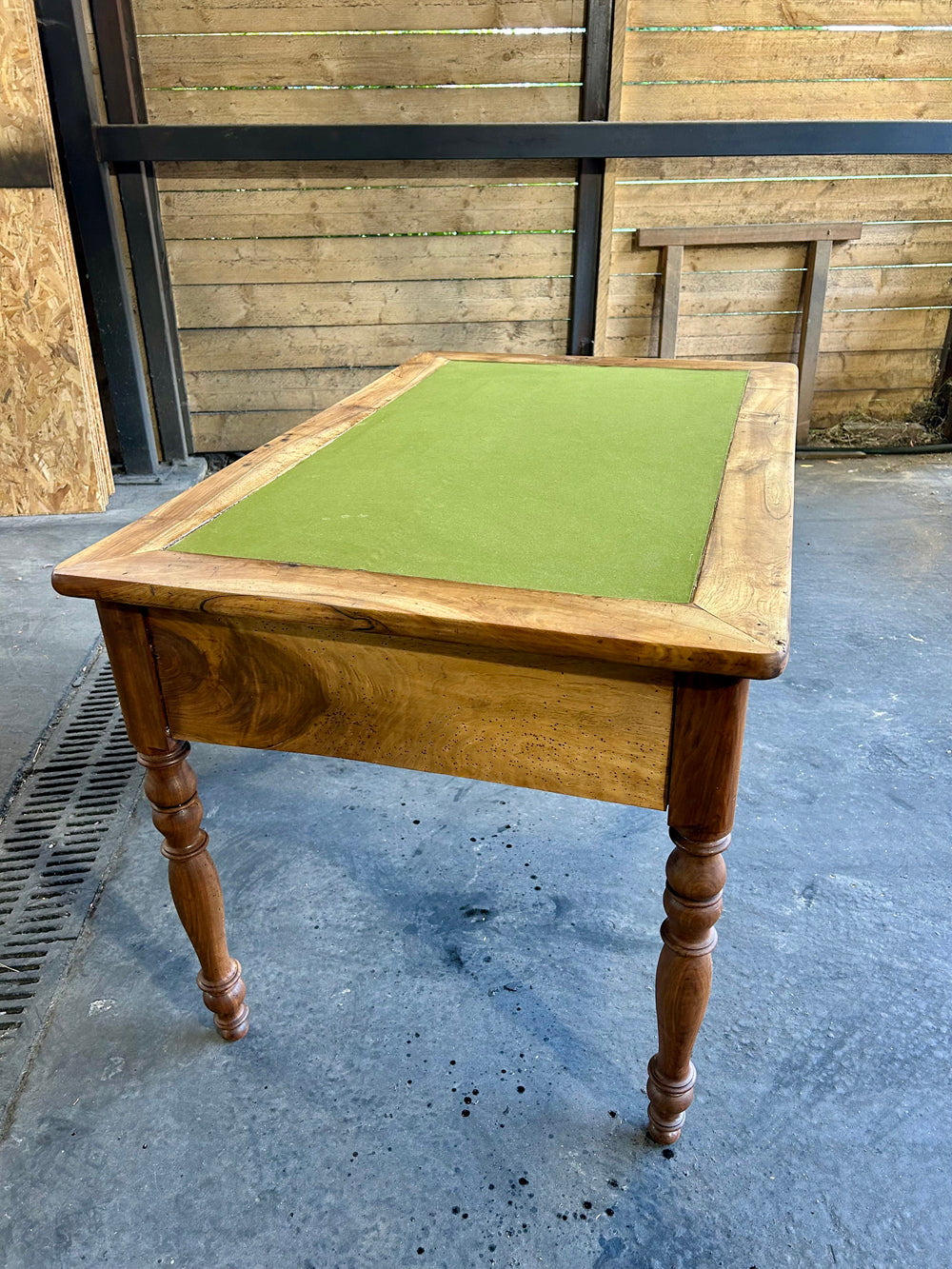 Bureau de Mercerie Noyer Massif Fin 19ème Meuble de Métier