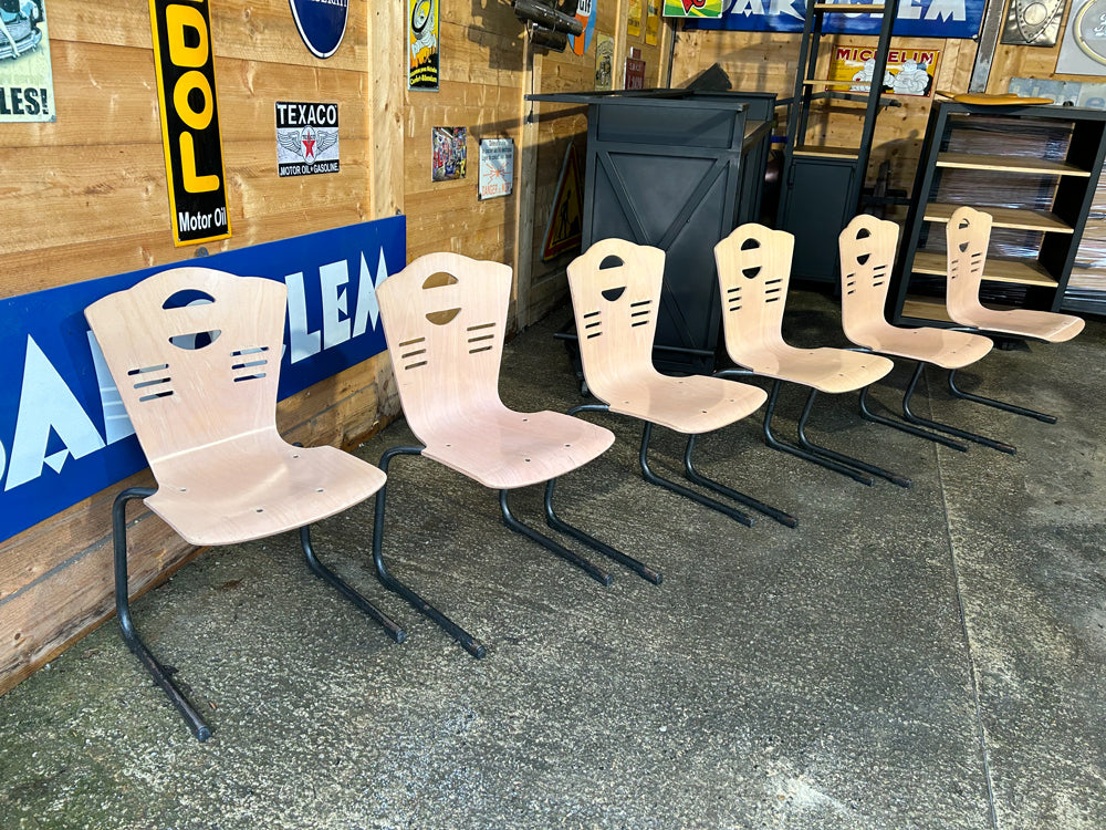 lot de 6 chaises collectivité pieds luge 1990/2000 Réf 4193