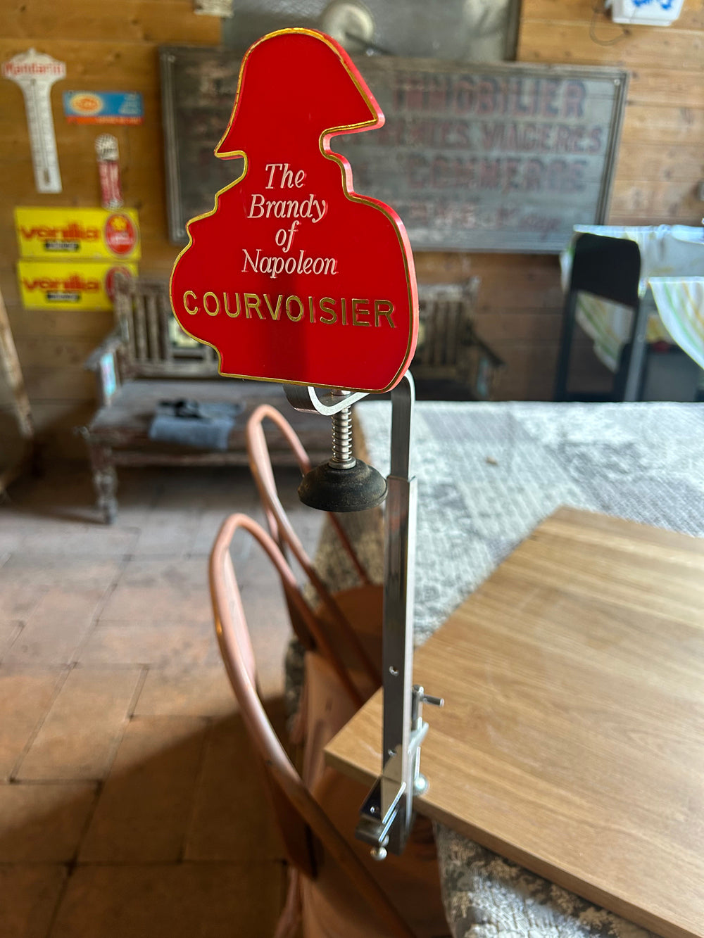 Support mural bouteille professionnel Réf 4569