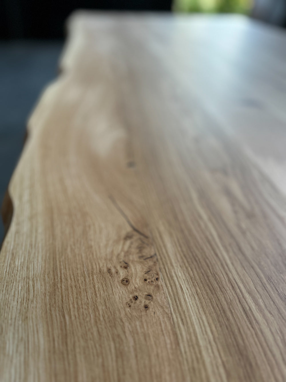 Table piétement Aero Réf 4054 Prix de base : 1490€