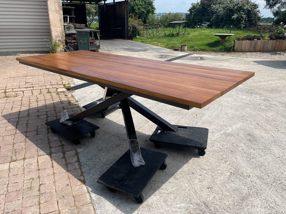 Table Mikado extérieur Réf 4050 Prix de base : 2200€