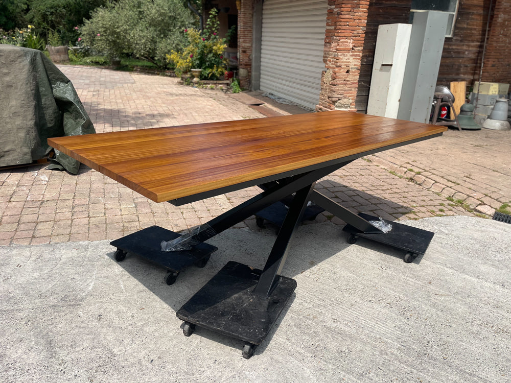 Table Mikado extérieur Réf 4050 Prix de base : 2200€