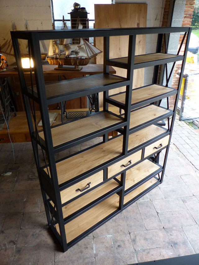 Bibliothèque design industriel déstructuré PRIX de base : 1690€ réf 3592