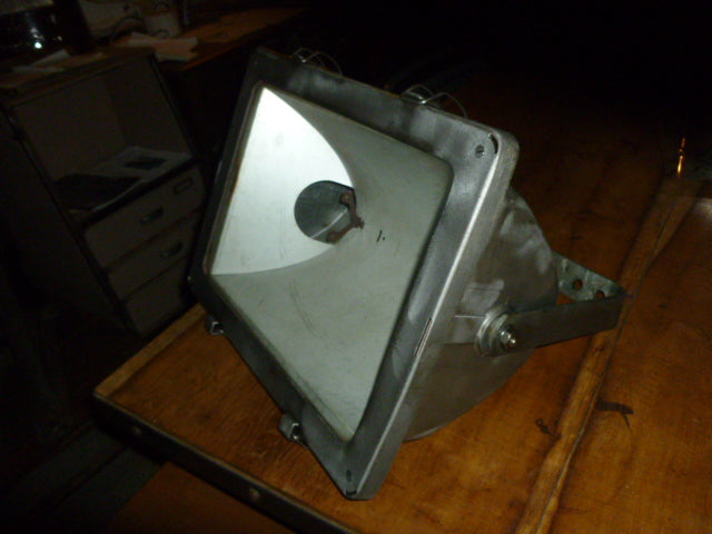 Ancien gros projecteur MAZDA 1960