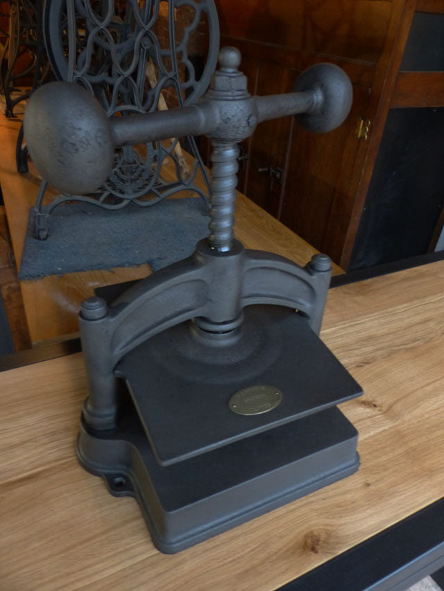 Presse à reliures19éme