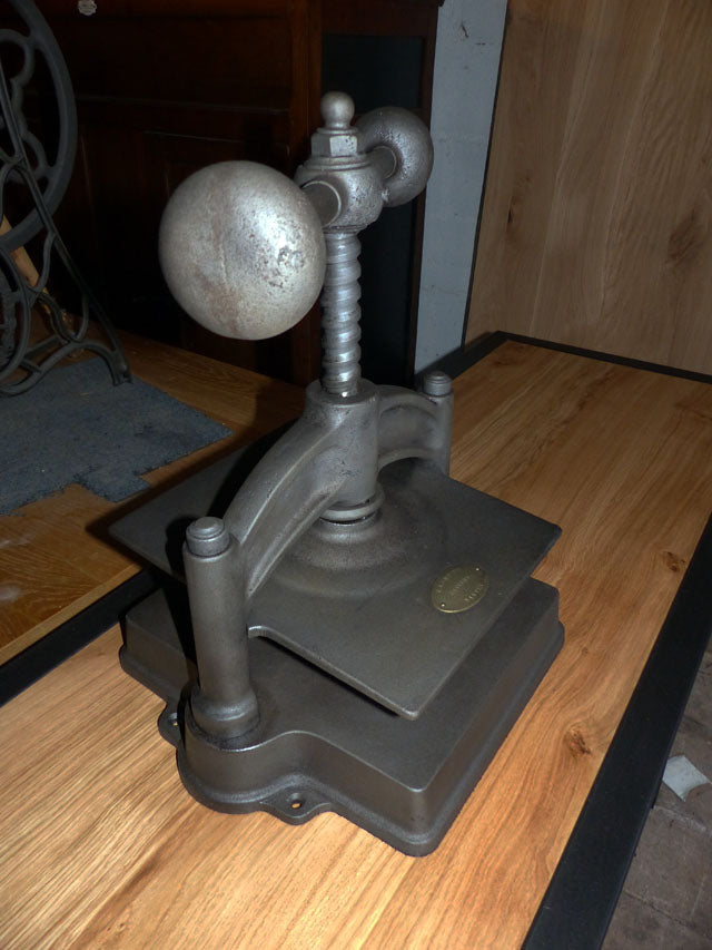 Presse à reliures19éme