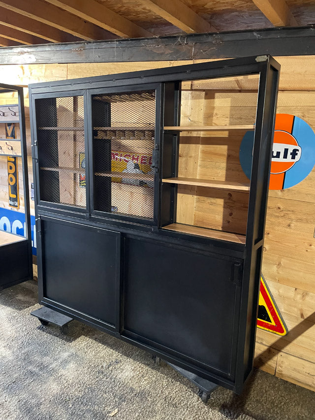 Arrière de comptoir Prix de base : 2100€ réf 3760