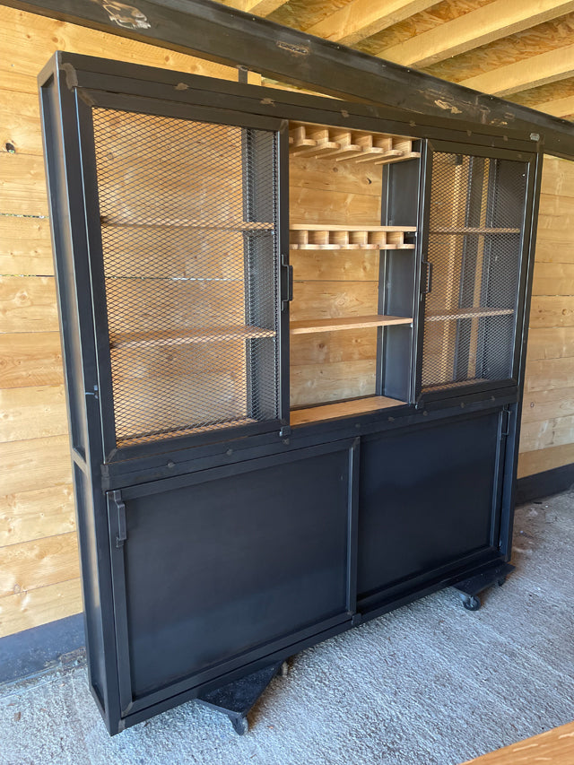 Arrière de comptoir Prix de base : 2100€ réf 3760