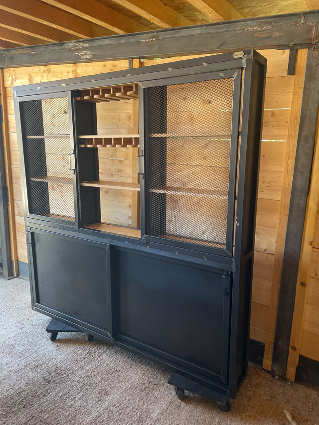 Arrière de comptoir Prix de base : 2100€ réf 3760