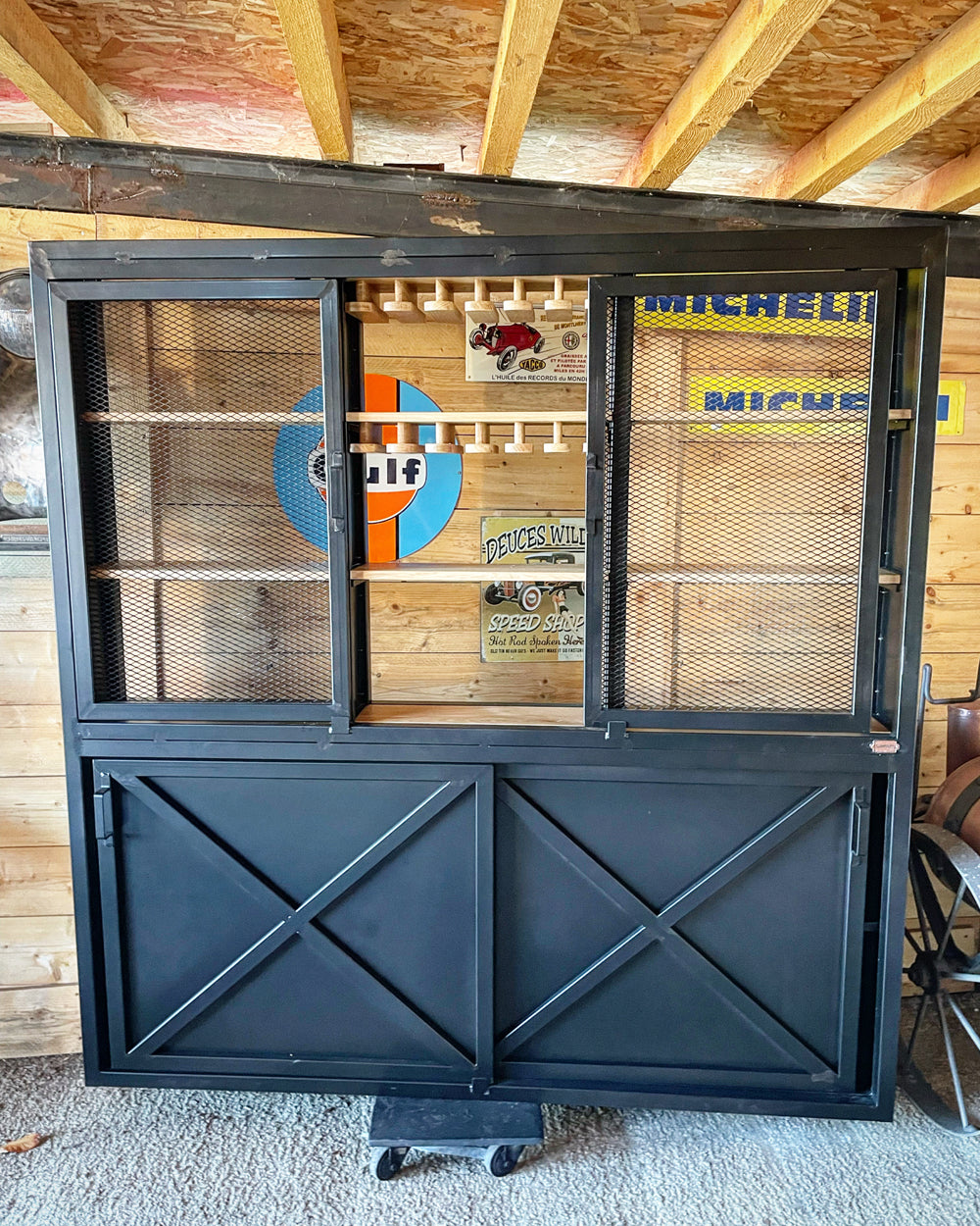 Arrière de comptoir Prix de base : 2100€ réf 3760