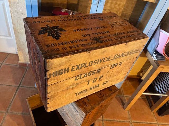 Caisse d'explosif 1955