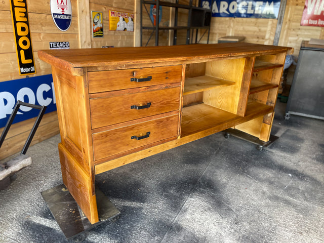 Comptoir de commerce 1950