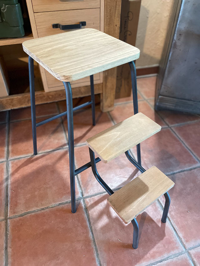 Escabeau mètal et chêne 1950