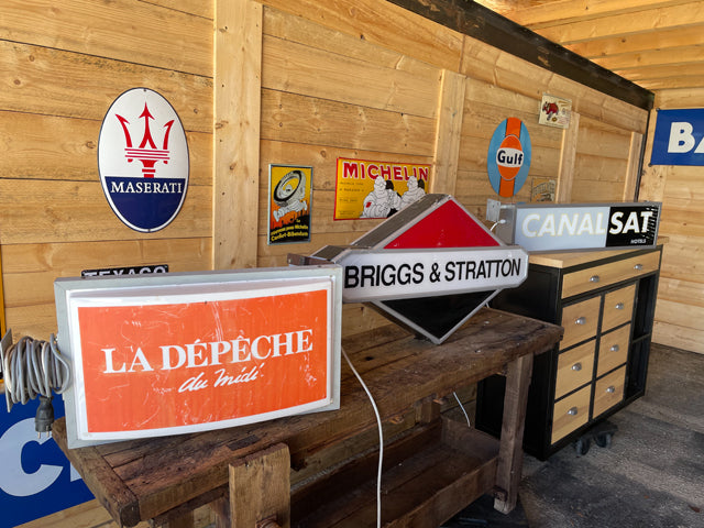 Enseignes lumineuses