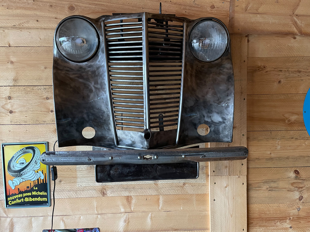 Face avant Renault Juva 4