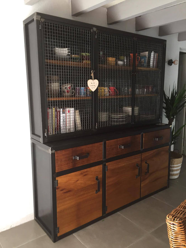 Buffet industriel 2 corps bois métal PRIX de base: 1690€ réf 3066