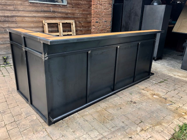 Comptoir industriel double plateau PRIX de base: 1950€ réf 3310