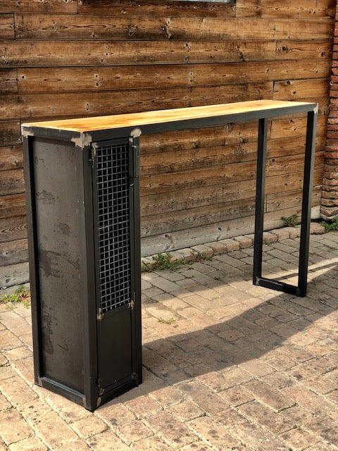 Comptoir industriel. PRIX de base : 690€ réf 2745