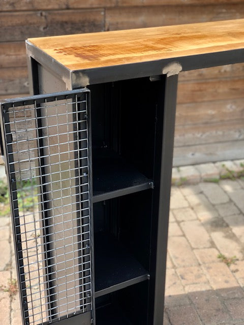 Comptoir industriel. PRIX de base : 690€ réf 2745