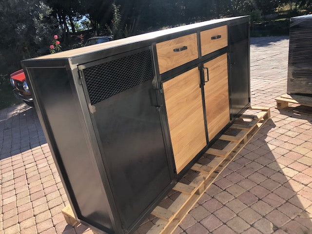 Buffet 2 tiroirs 4 portes PRIX de base: 1500€ réf 3457