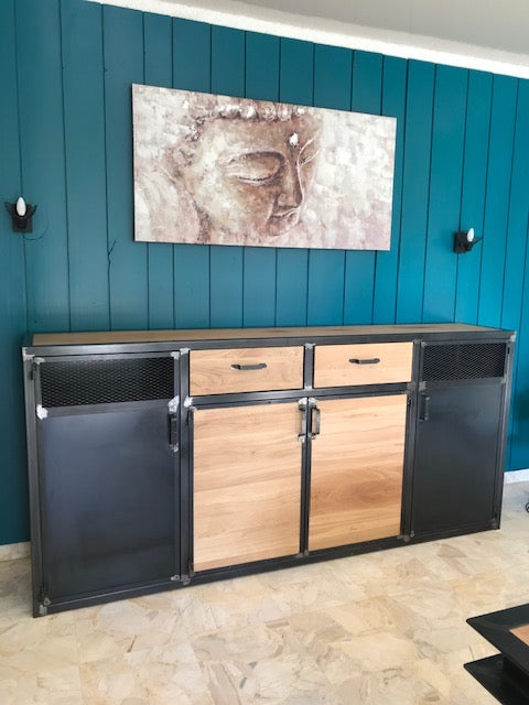 Buffet 2 tiroirs 4 portes PRIX de base: 1500€ réf 3457