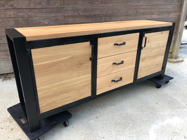 Buffet design industriel chêne blond PRIX de base : 1600€ réf 3625