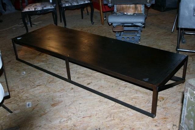 Table basse ou meuble TV industriel