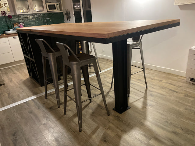 Ilot central design industriel PRIX de base :2800€ réf 3952