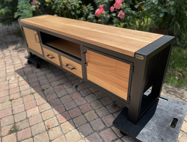 Meuble TV bois & mètal PRIX de base: 1490€ réf 3732